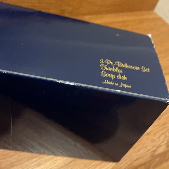 Vintage 2 PC Bathroom Set. Merry Christmas tumbler & soap dish set of two Japan - Picture 3 of 8